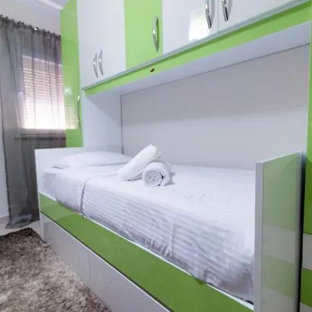 8home Apartment